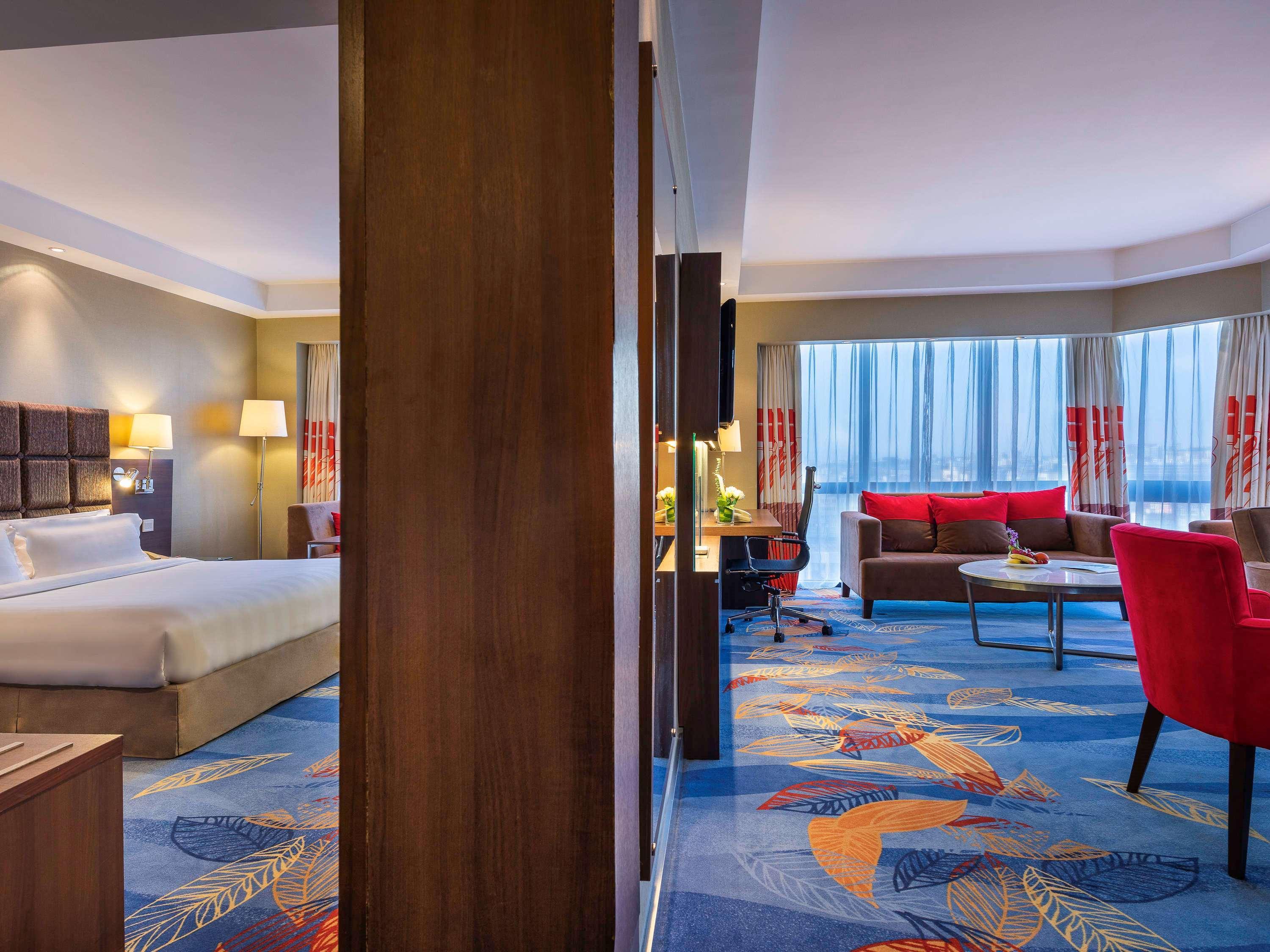 Novotel Beijing Peace Eksteriør bilde