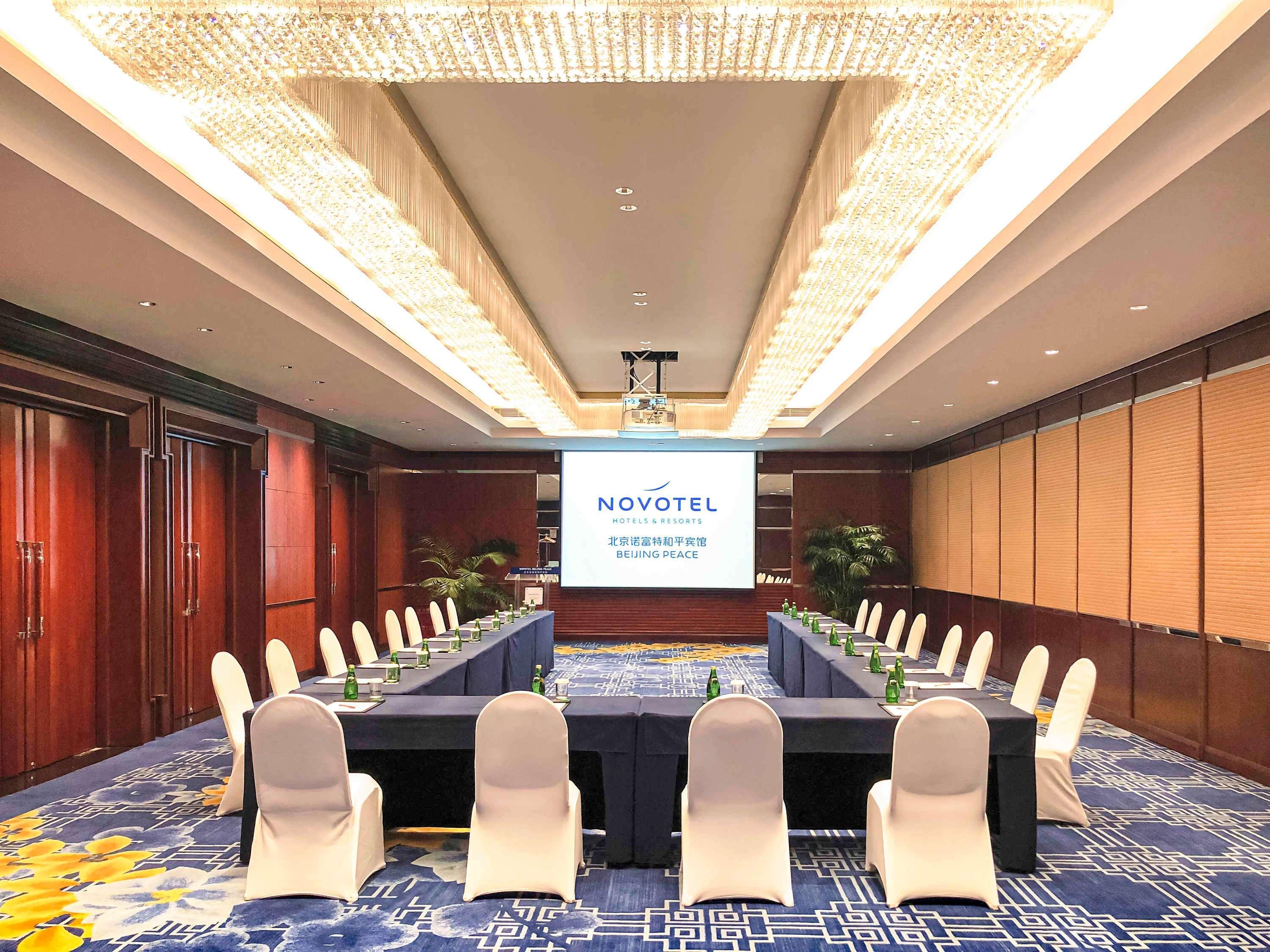 Novotel Beijing Peace Eksteriør bilde