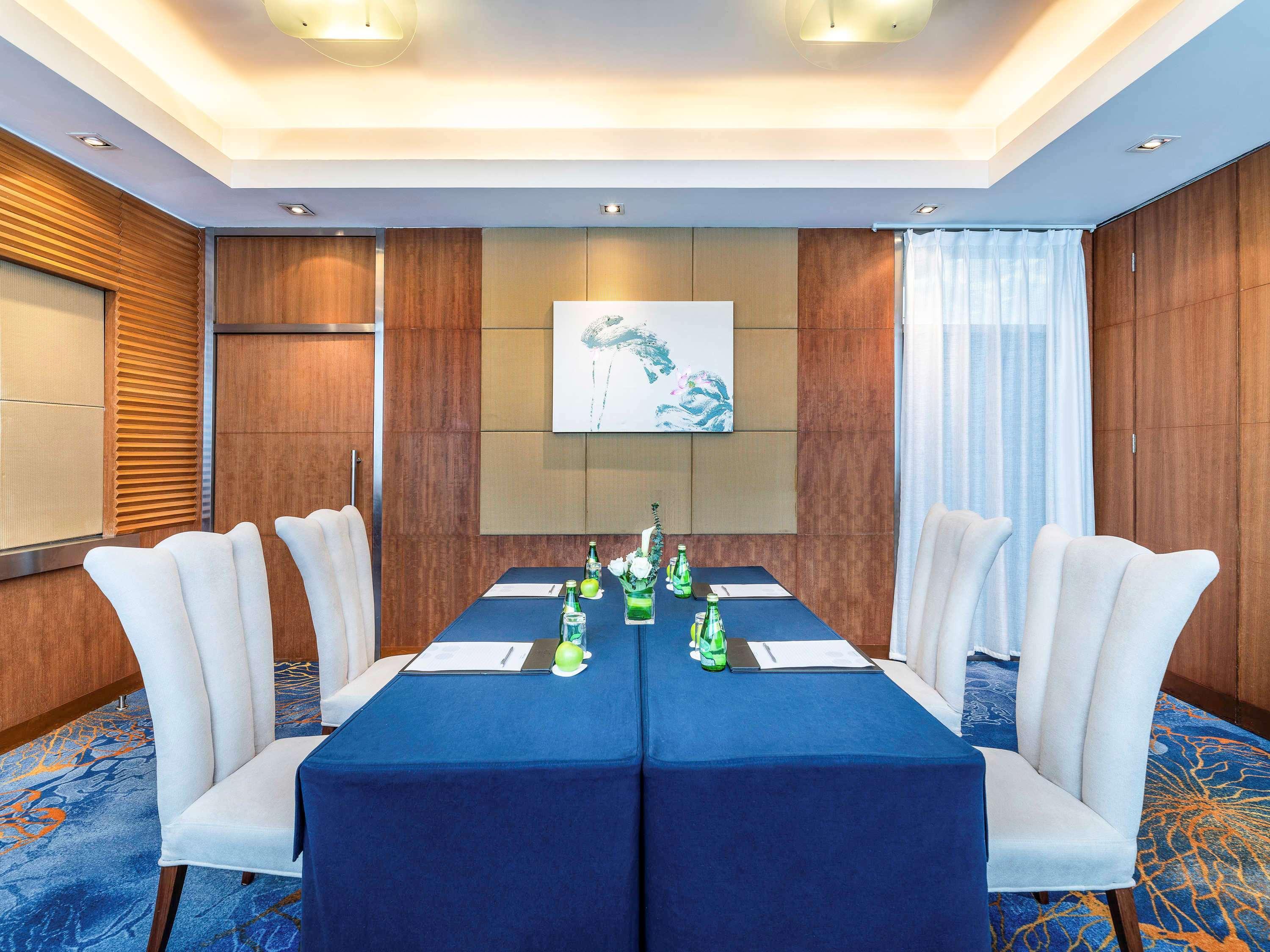 Novotel Beijing Peace Eksteriør bilde