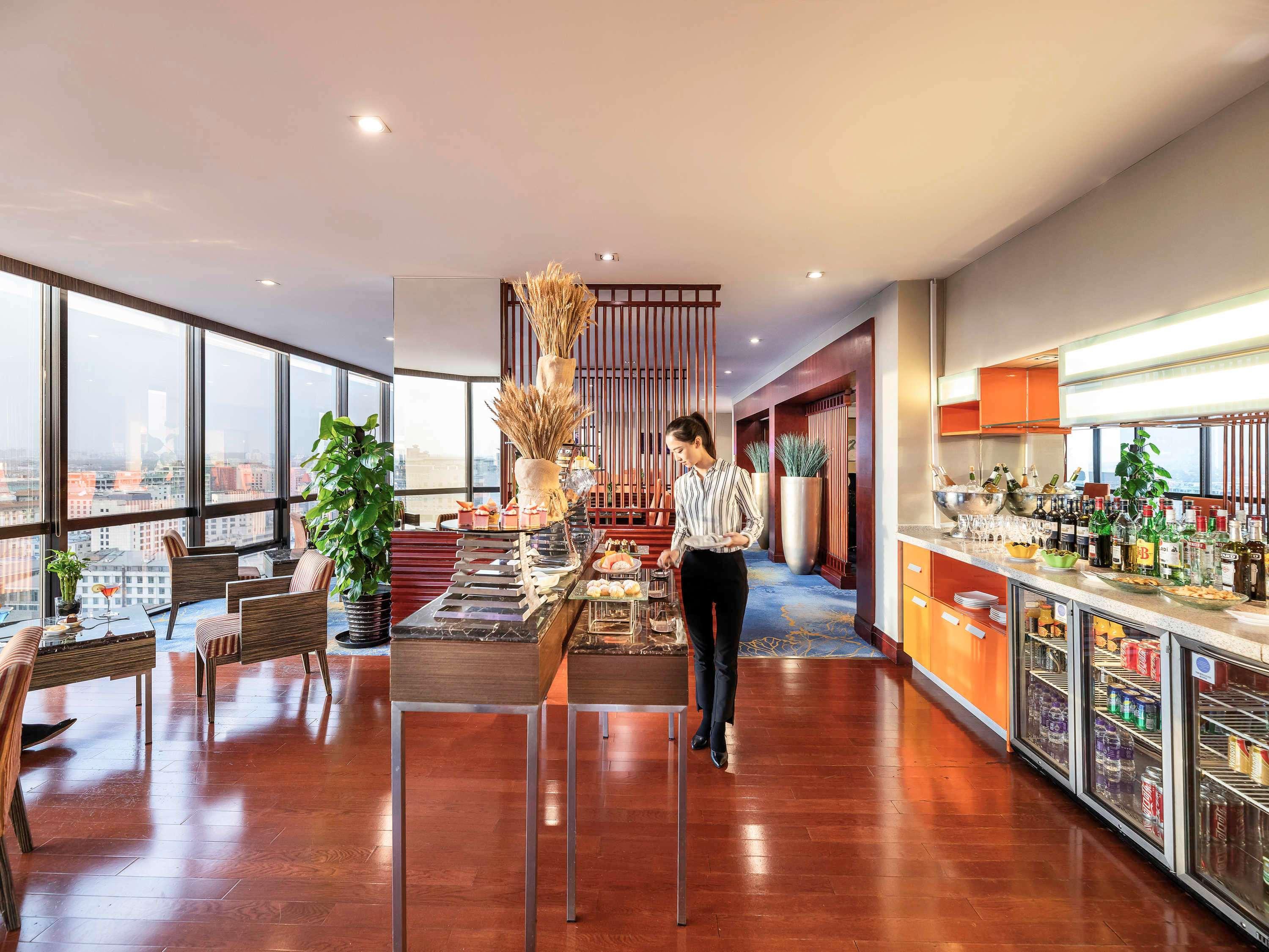 Novotel Beijing Peace Eksteriør bilde
