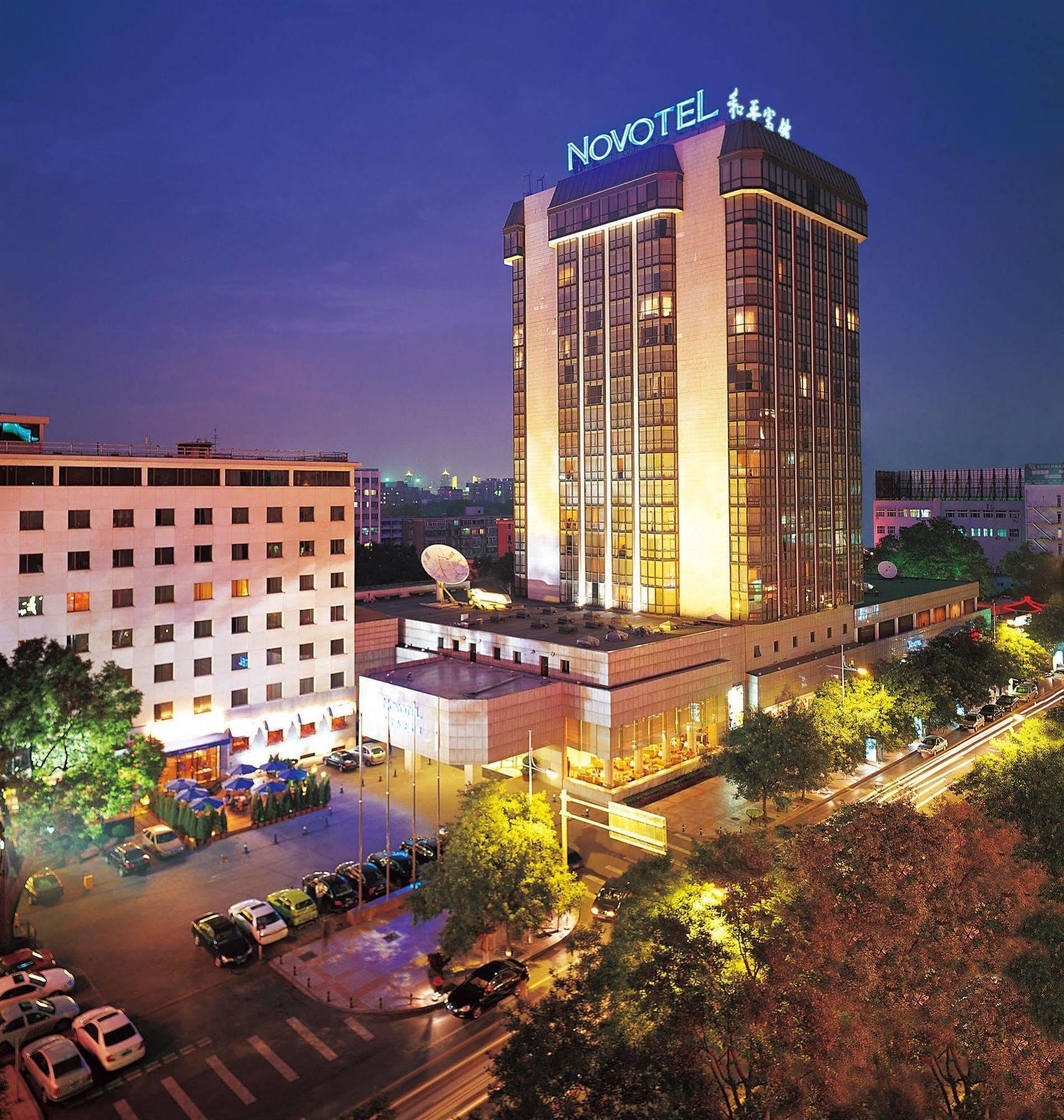 Novotel Beijing Peace Eksteriør bilde
